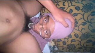 Bokep video sex jilbab kacamata malay blowjob